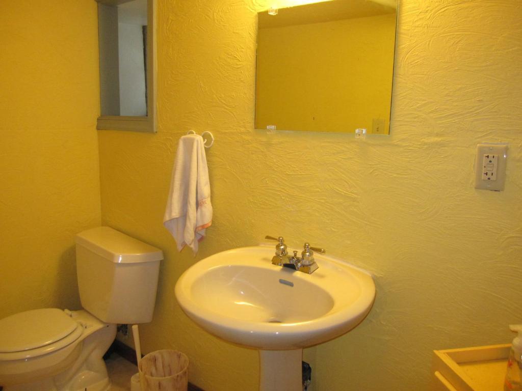 Hostal Wanderfalls &